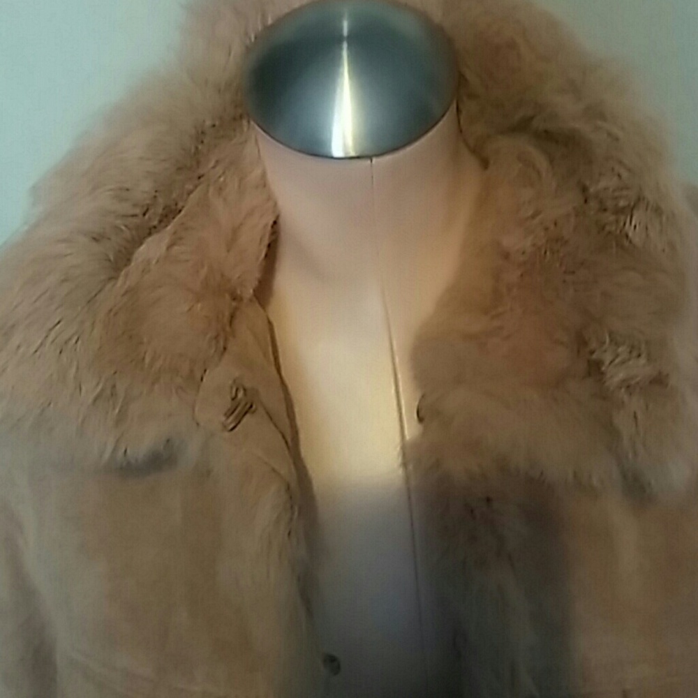 Coat - Picture 3 of 4